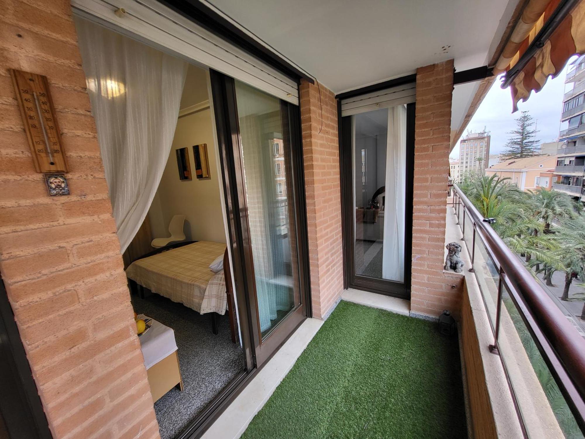 Amistosa, Habitacion Con Balcon, Alicante, Playa, Centro, Rambla, Mercado Apartment Luaran gambar